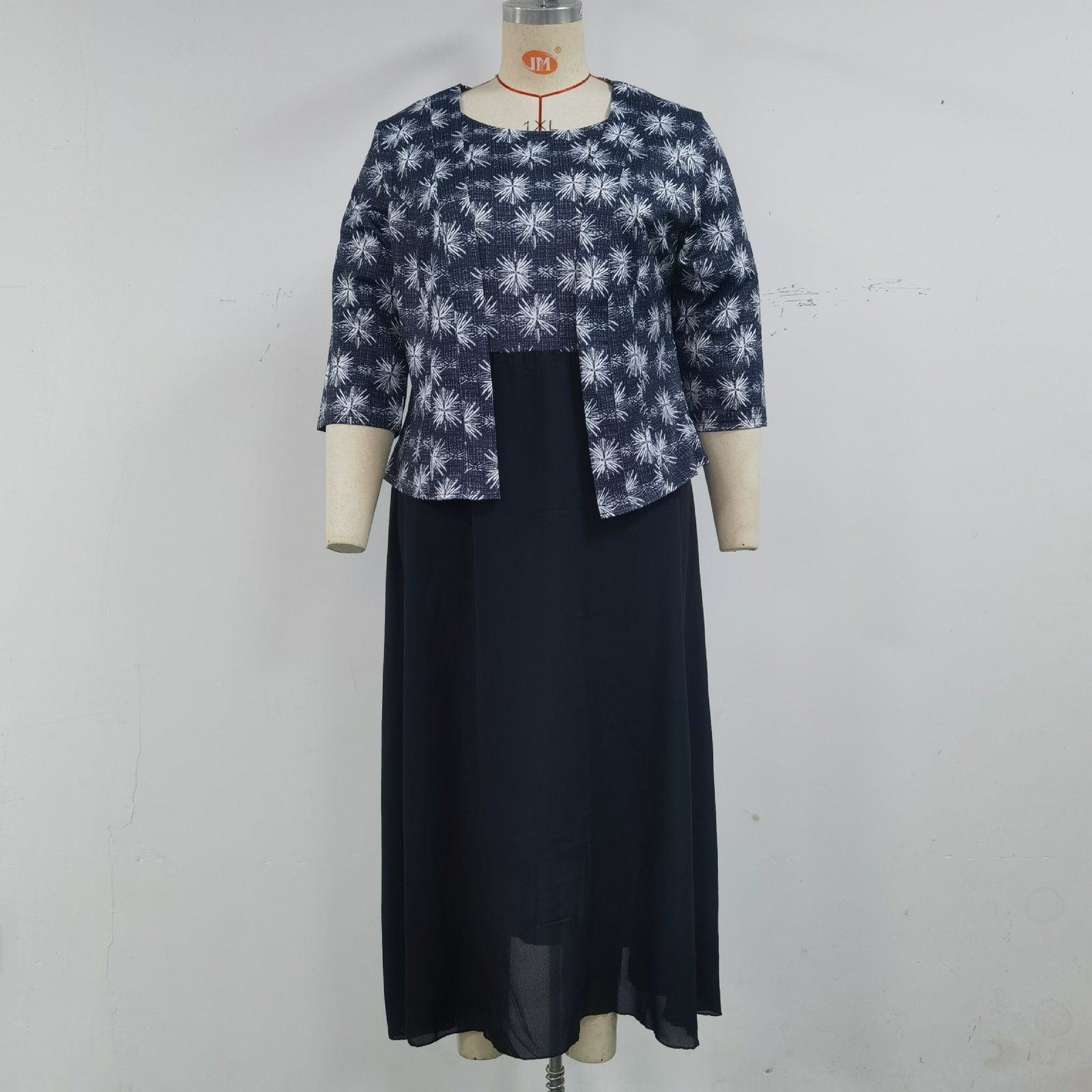 Women's Wear Coat And Dress Suit - Image 2